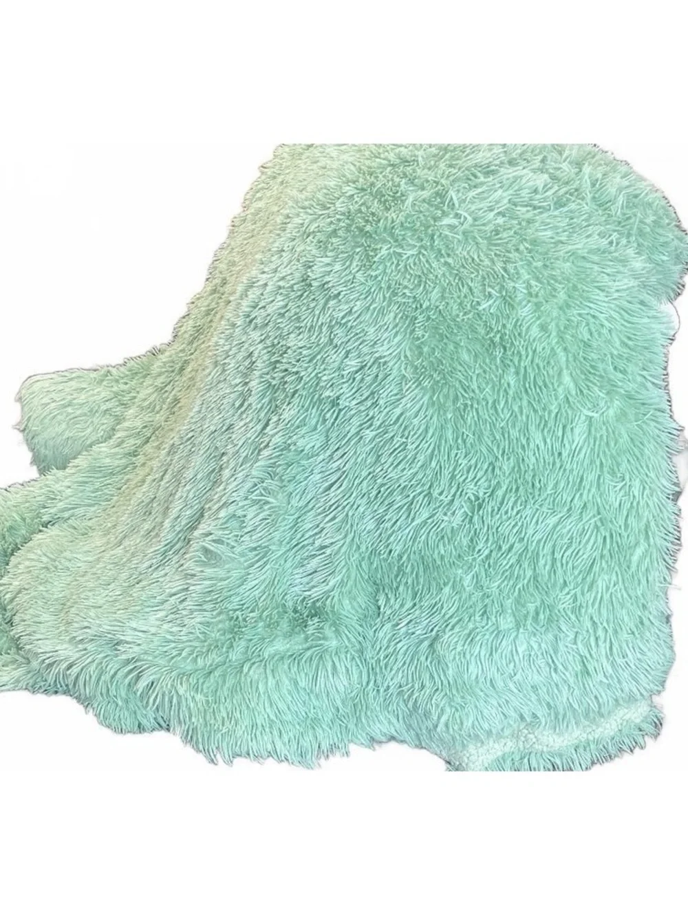The Connecticut Home Company faux fur & Sherpa Queen comforter